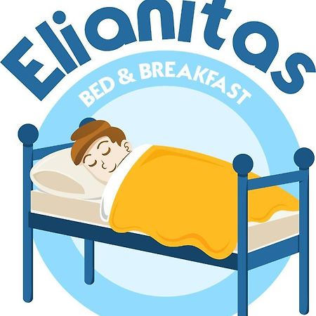 Elianitas Bed & Breakfast Vaxjo Bagian luar foto